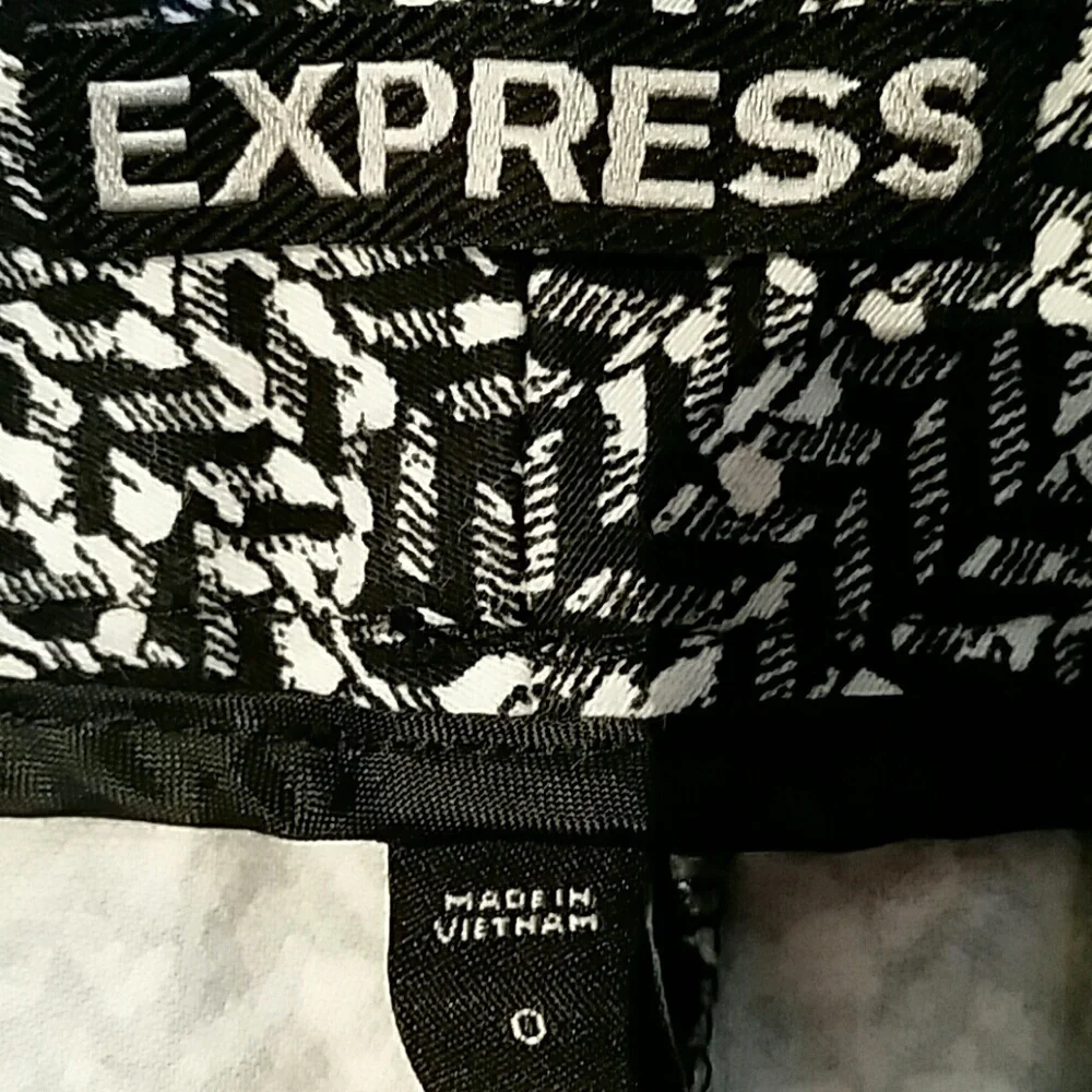 Express 💕 express*